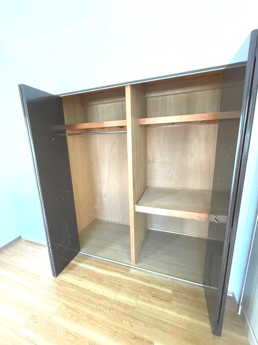 物件内観写真13　(収納)