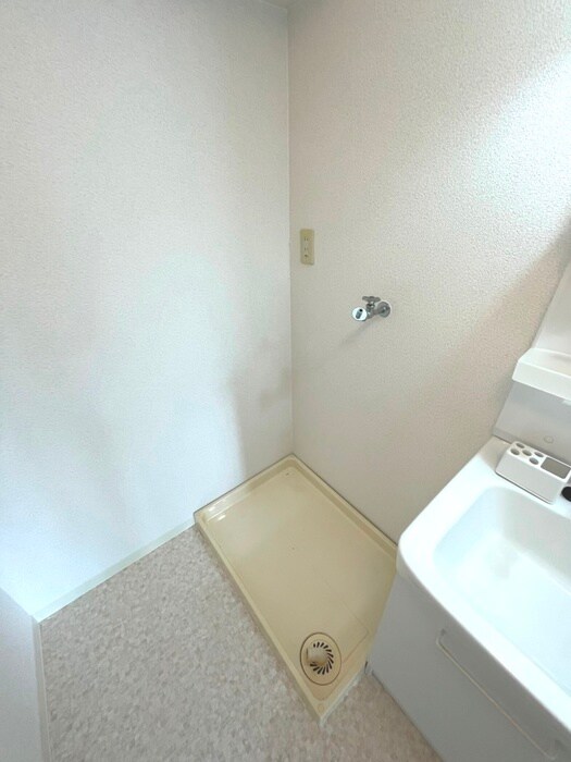 物件内観写真22　(洗濯機置場)