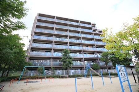 ｳﾞｨﾙﾇｰﾌﾞ緑地公園ﾉｰｽﾋﾙ（805）外観写真