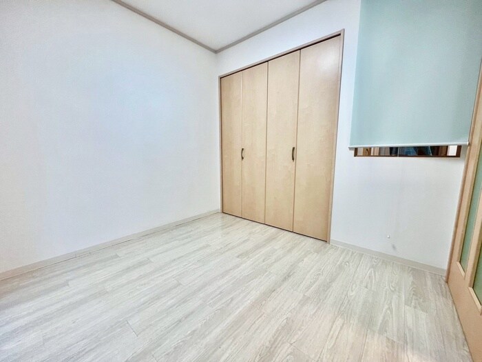 物件内観写真10　(居室)