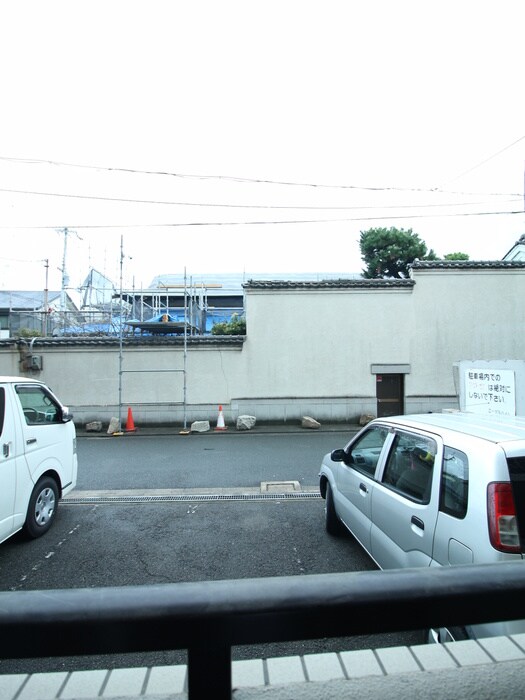 物件内観写真17　(室内からの展望)