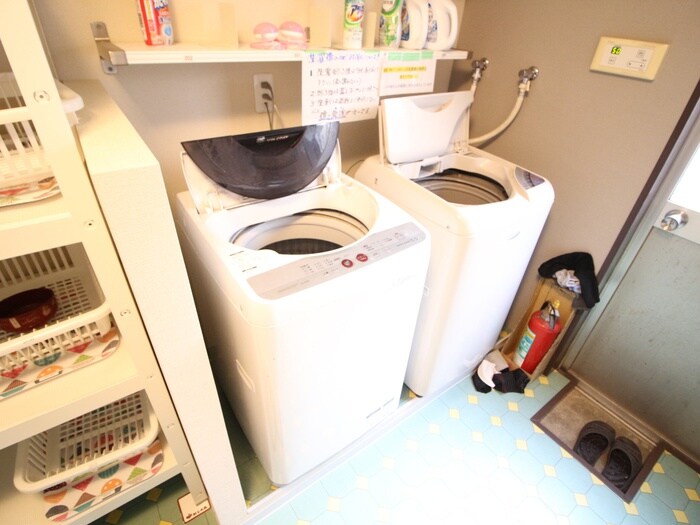 物件内観写真15　(洗濯機置場)