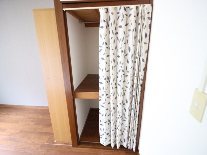 物件内観写真18　(収納)