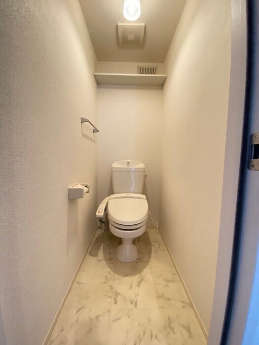 物件内観写真11　(トイレ)