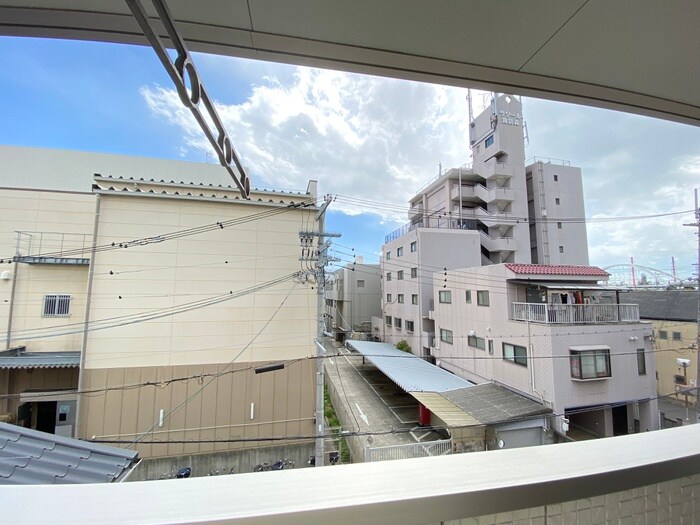 物件内観写真17　(室内からの展望)