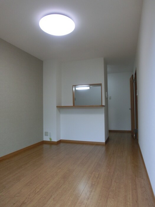 物件内観写真5　(居室)