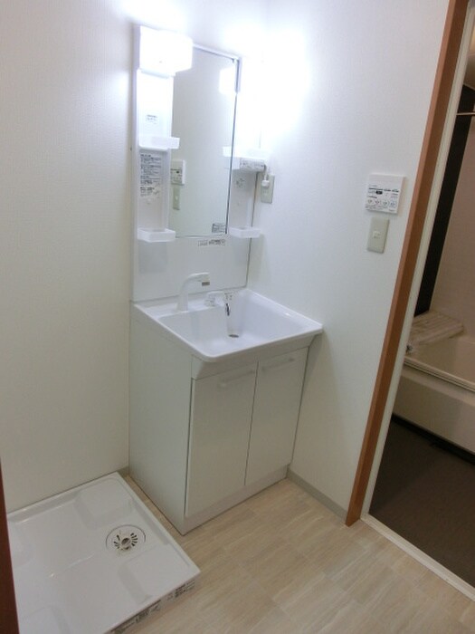 物件内観写真9　(洗面)