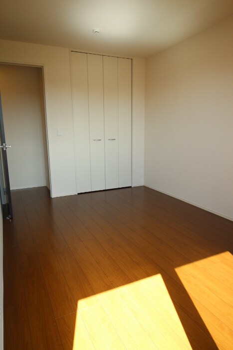 物件内観写真11　(居室)