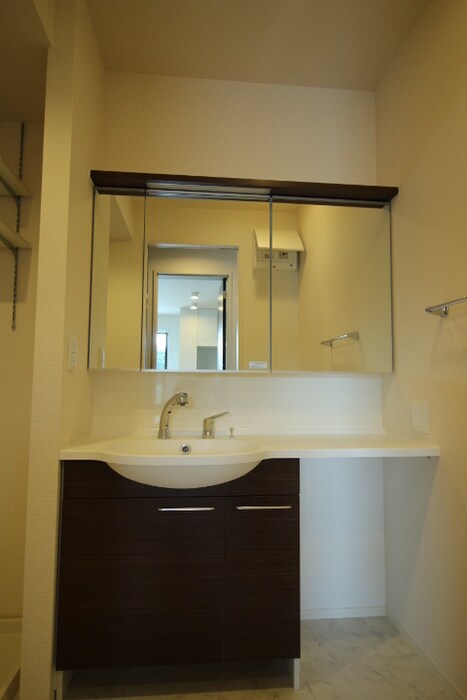 物件内観写真14　(洗面)