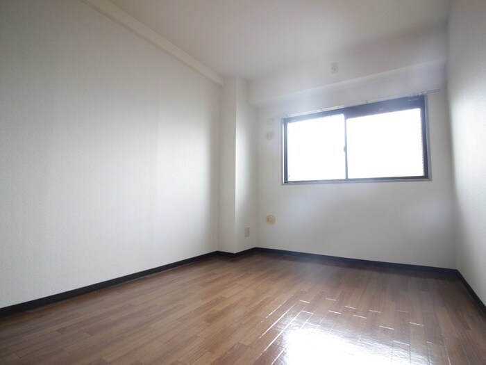 物件内観写真19　(居室)