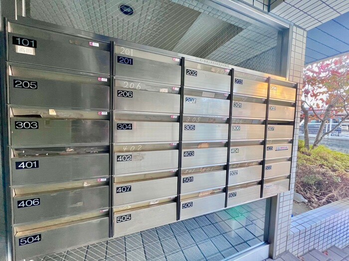 物件外観写真4　(建物設備)