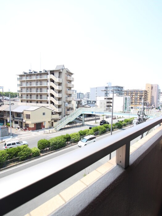 物件内観写真22　(室内からの展望)