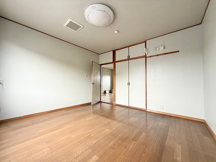 物件内観写真7　(居室)
