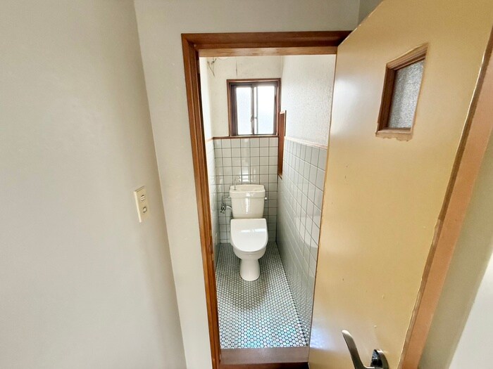 物件内観写真15　(トイレ)