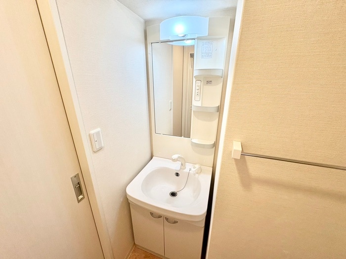 物件内観写真13　(洗面)