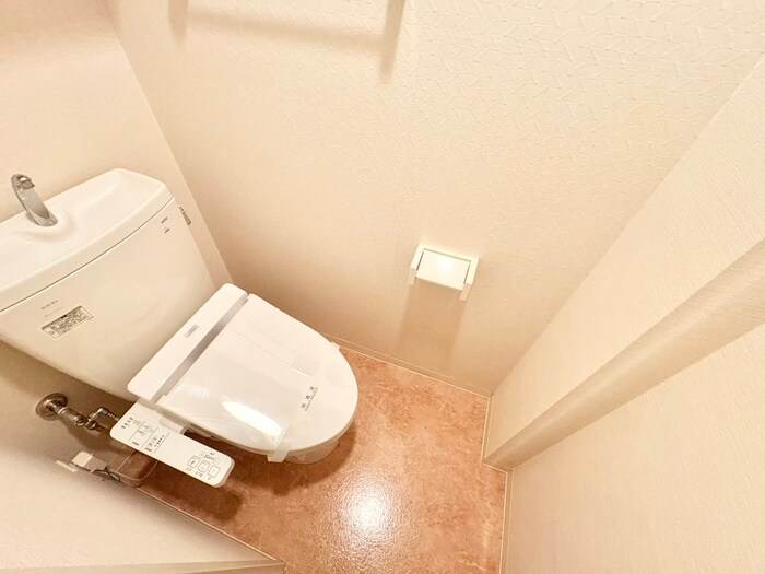 物件内観写真14　(トイレ)