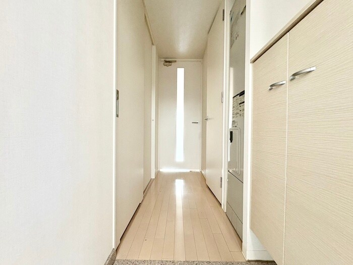 物件内観写真17　(廊下)