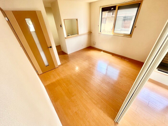 物件内観写真12　(居室)