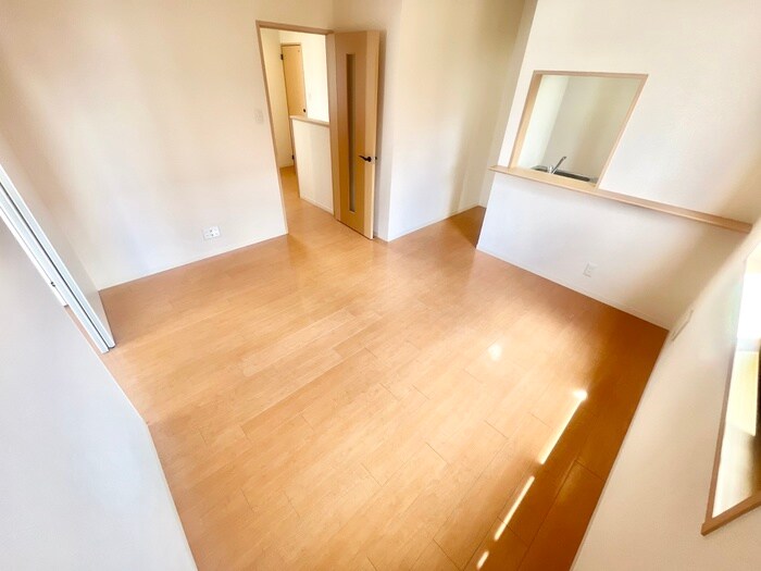 物件内観写真18　(居室)