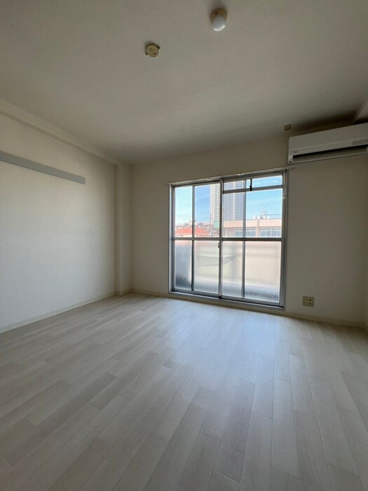 物件内観写真12　(居室)