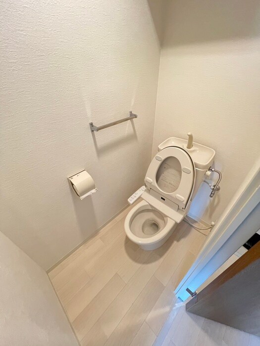 物件内観写真16　(トイレ)