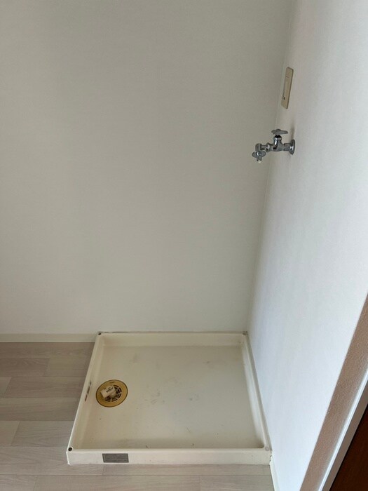 物件内観写真22　(洗濯機置場)