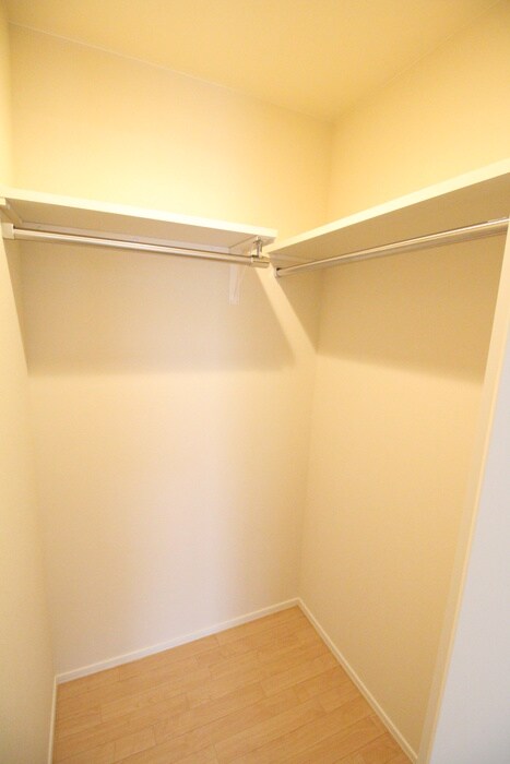 物件内観写真10　(収納)