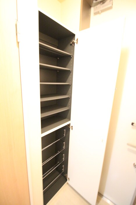 物件内観写真11　(靴箱)