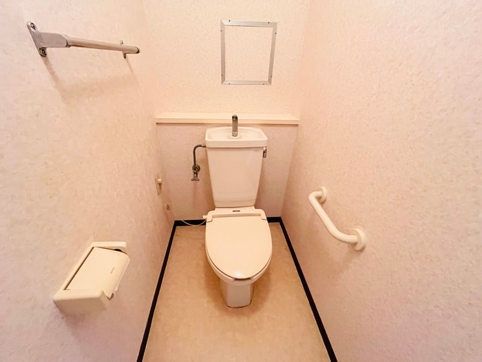 物件内観写真11　(トイレ)