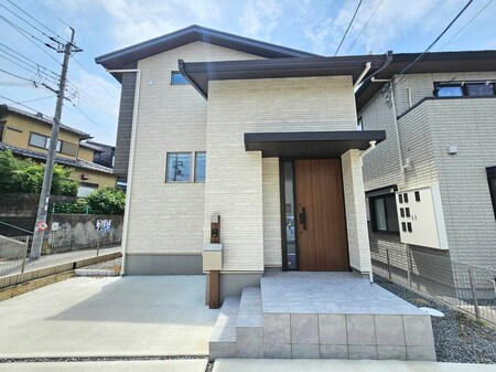 六躰町貸家外観写真