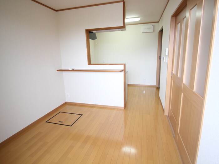 物件内観写真6　(居室)