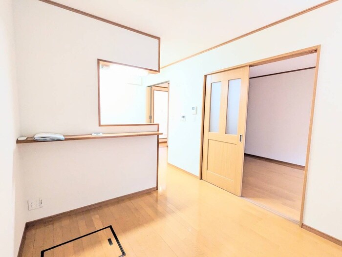 物件内観写真7　(居室)