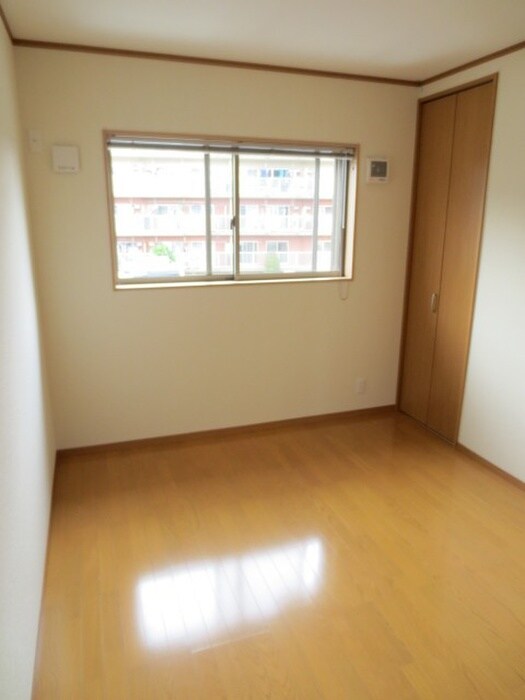 物件内観写真10　(居室)