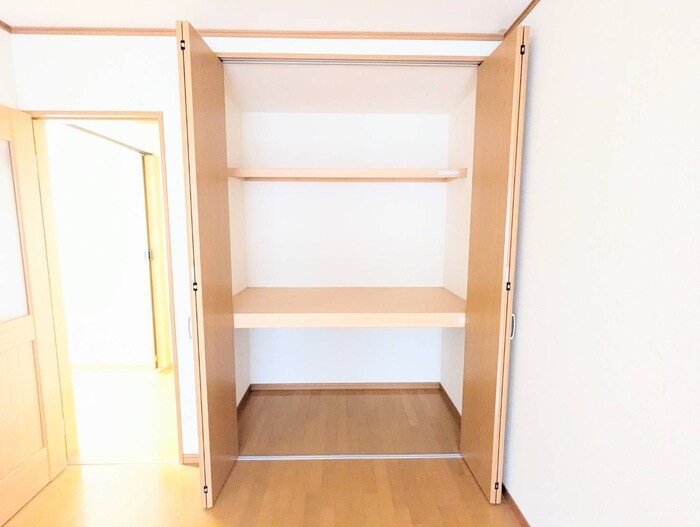 物件内観写真14　(収納)