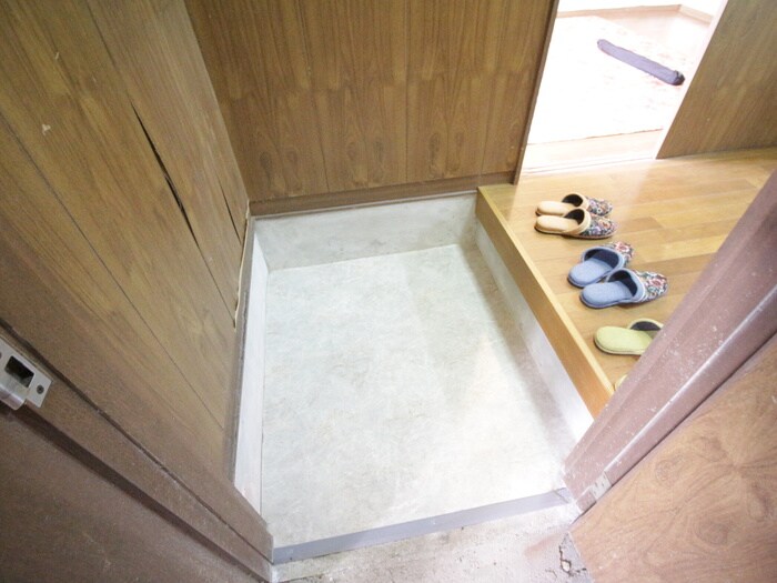 物件内観写真21　(玄関)