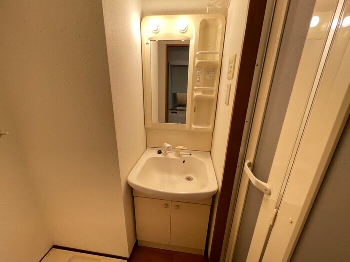 物件内観写真14　(洗面)