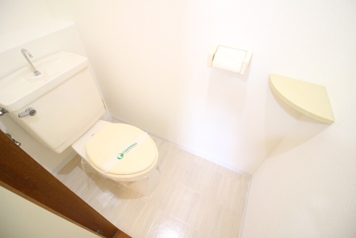 物件内観写真15　(トイレ)