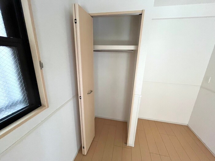 物件内観写真18　(収納)
