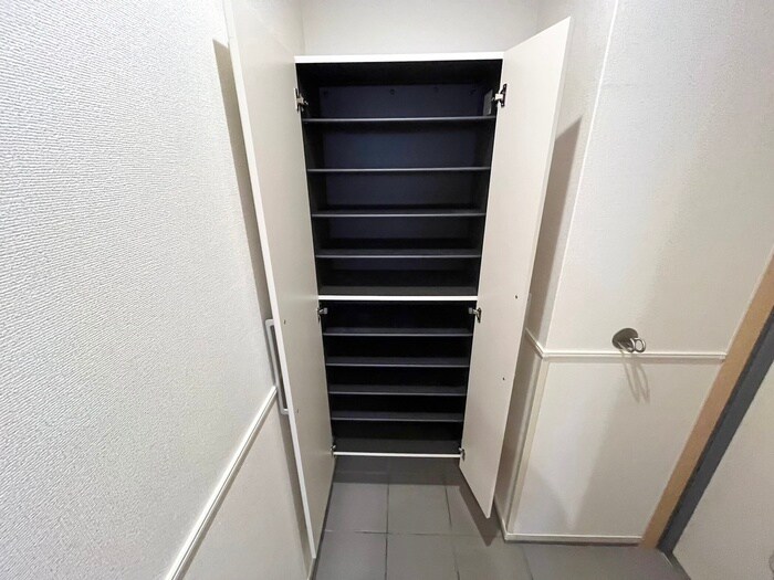 物件内観写真22　(収納)