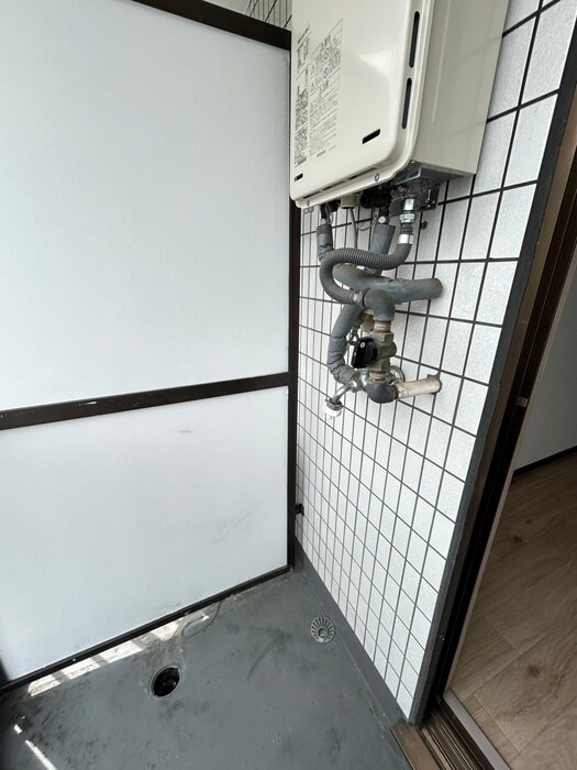 物件内観写真14　(洗濯機置場)