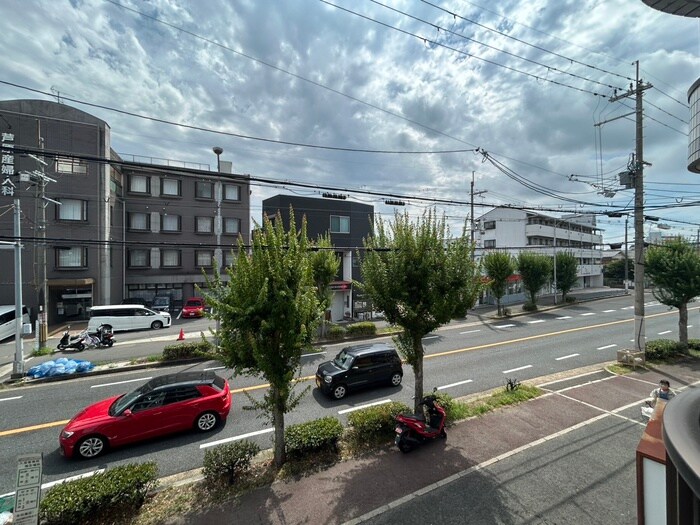 物件内観写真19　(室内からの展望)