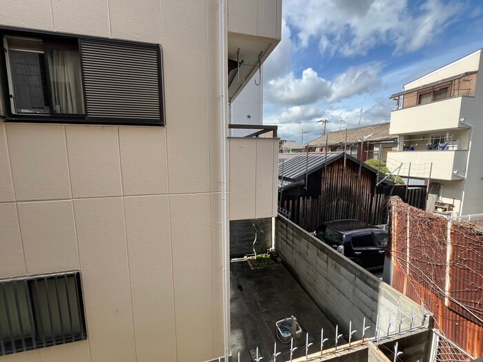 物件内観写真16　(室内からの展望)