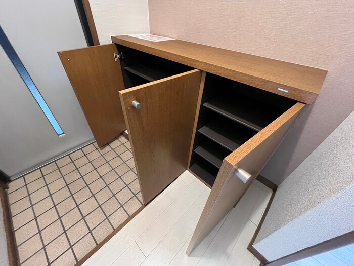 物件内観写真17　(靴箱)