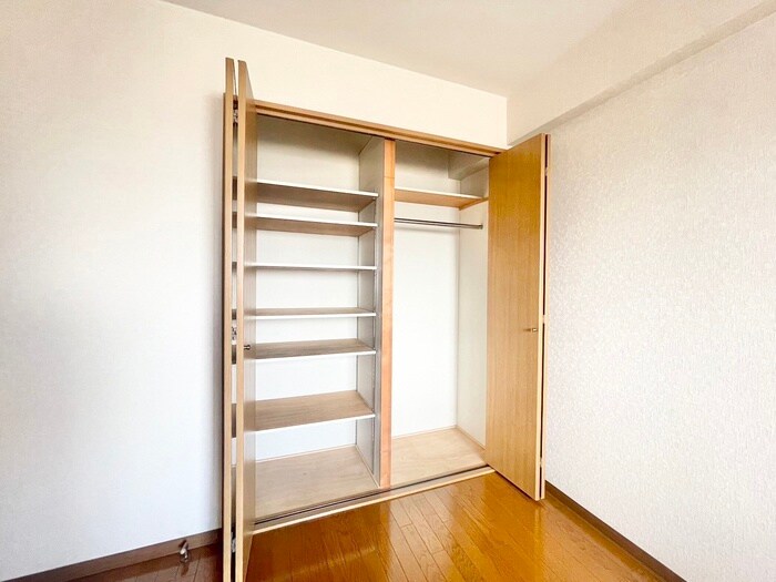 物件内観写真13　(収納)