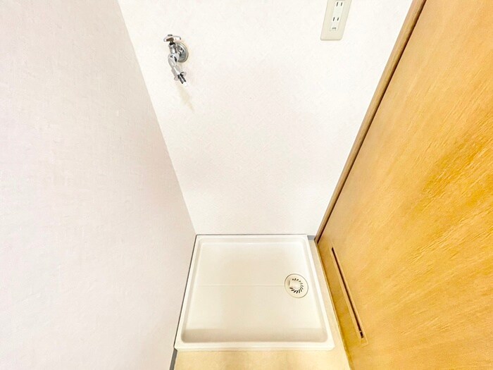 物件内観写真17　(洗濯機置場)