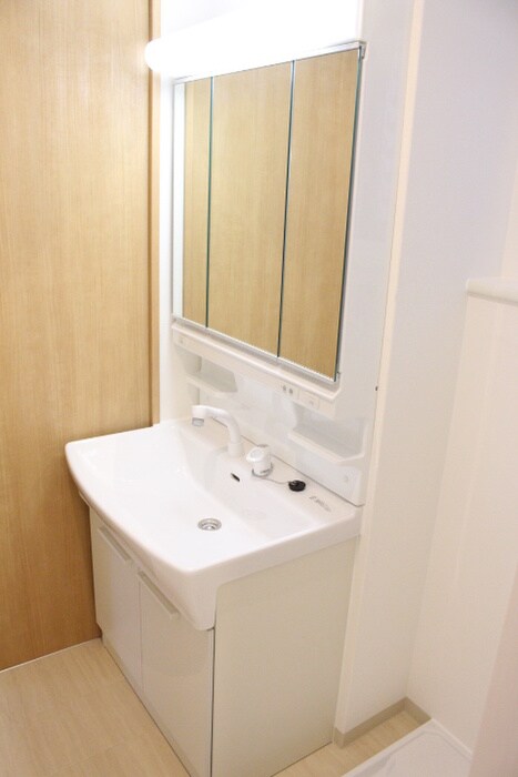 物件内観写真10　(洗面)