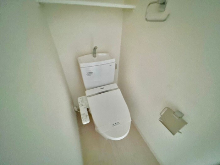 物件内観写真9　(トイレ)