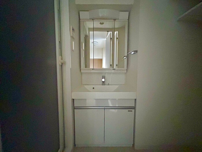 物件内観写真12　(洗面)