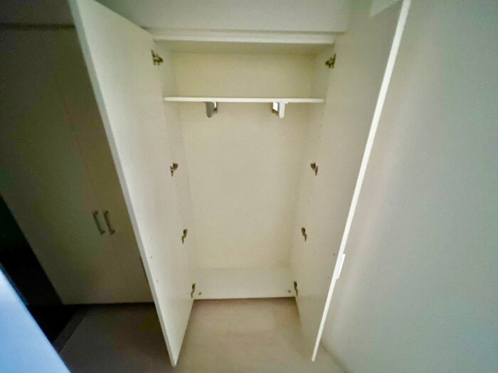 物件内観写真18　(収納)