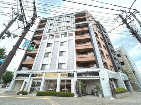 ｸﾘｽﾀﾙｸﾞﾗﾝﾂ西大路三条(507)外観写真